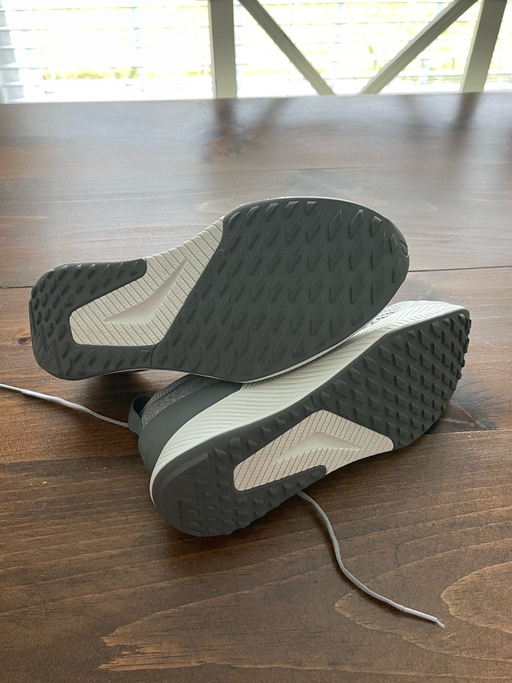 Women’s Allbirds Tree Glider Sneakers - Picture 8 of 10